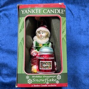 2004 Yankee Candle Snowflake Holiday Christmas Ornament hand-blown & painted
